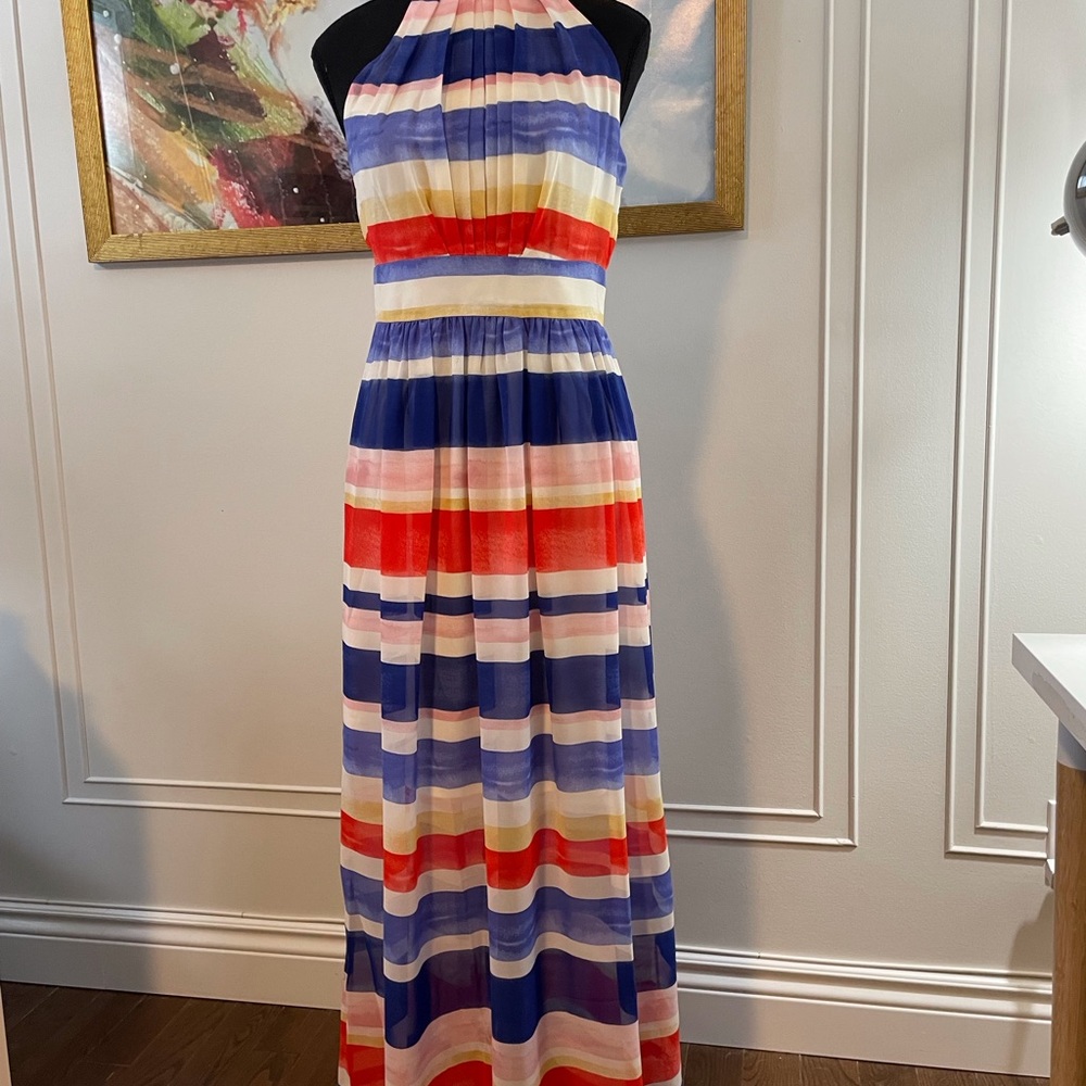 Vince Camuto / EUC Halter Chiffon Striped Summer Maxi Dress Sz 4